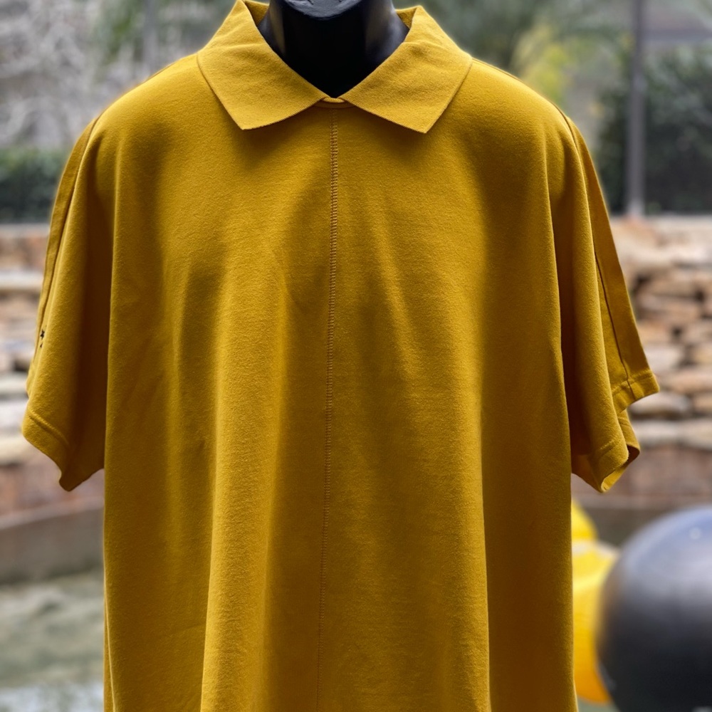 CONVERSE SHAPES DESIGN FOR EVERY BODY UNISEX POLO GOLD NO TAGS